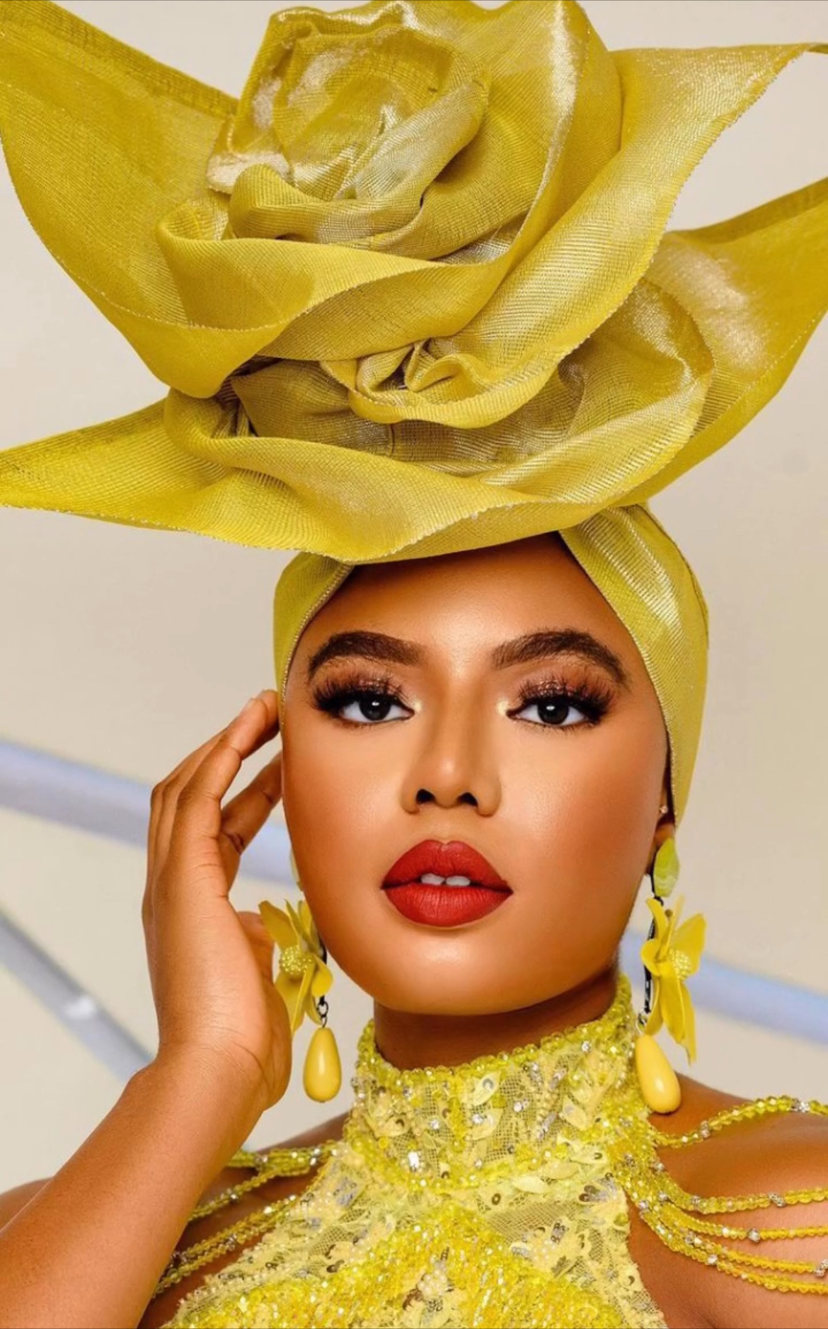 Chartreuse floral sculpted gele