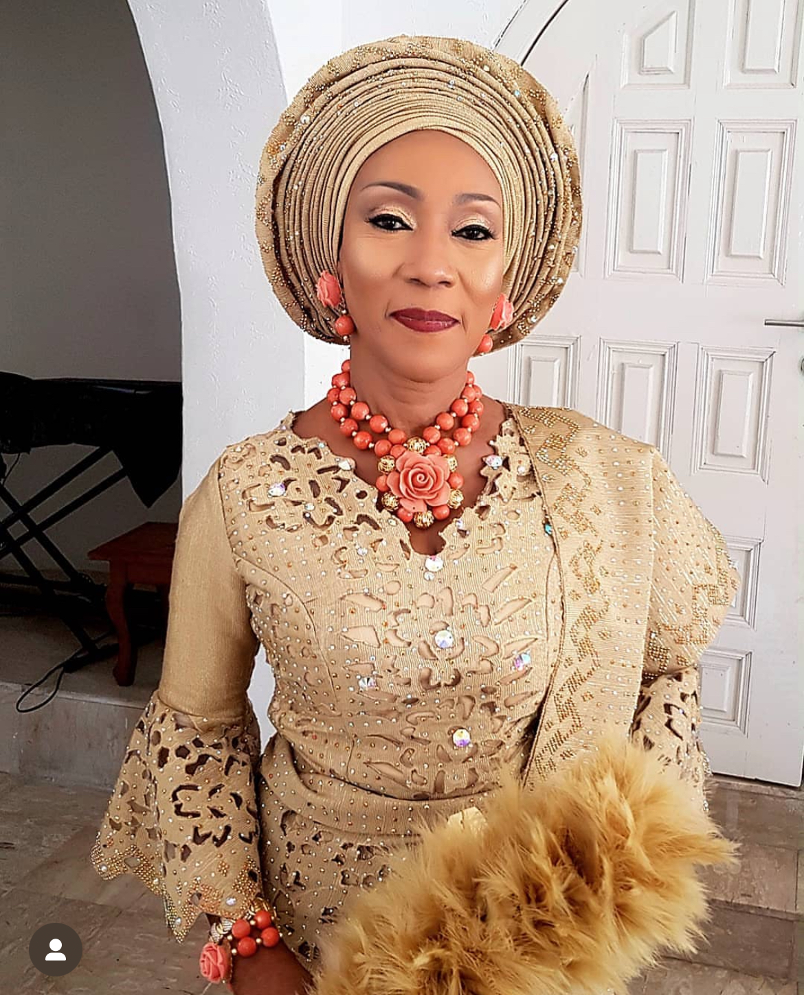 Champagne gold pleated gele
